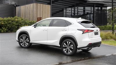 لکسوس NX کرفتد لاین